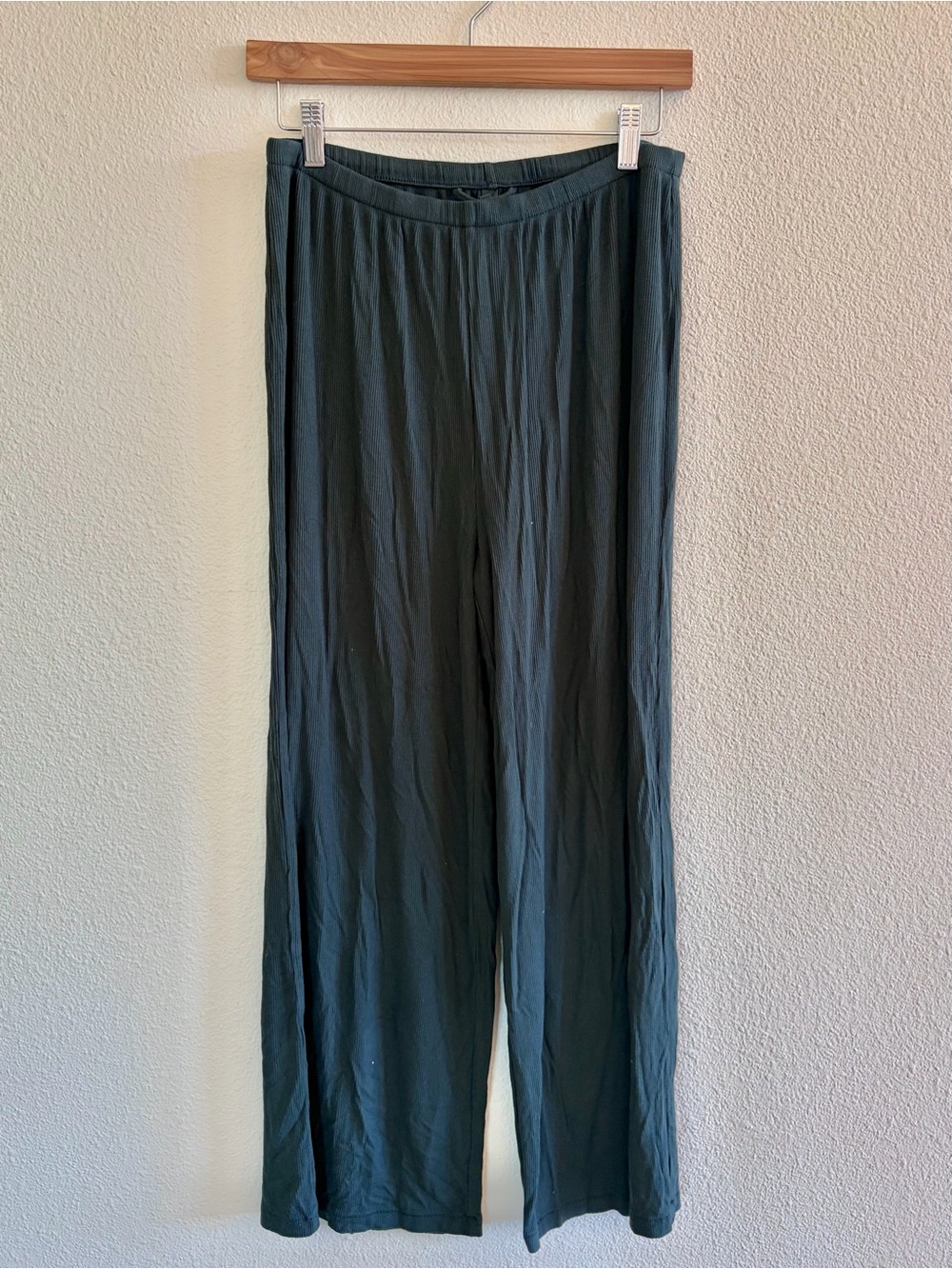SKIMS soft lounge pants in cypress green